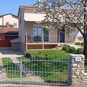  Apartment Erin